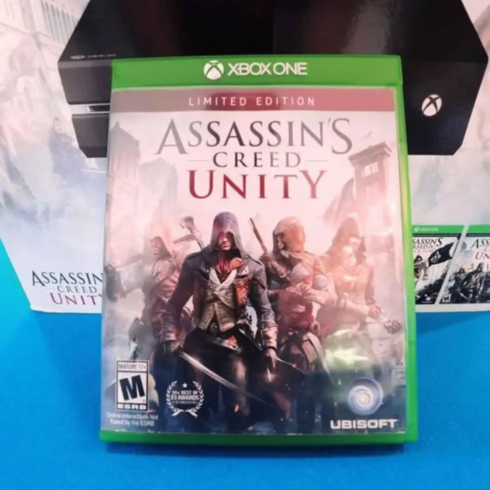 Limited Edition Microsoft Xbox One Console BOX with Assassin's Creed Unity